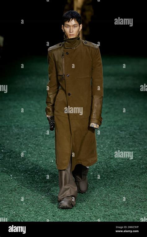 burberry london fashion week 2018 venue|burberry winter 2024 runway green.